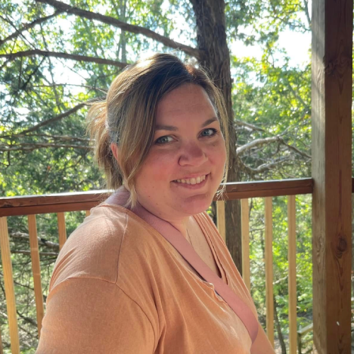 Carrie Beautiful Life logo